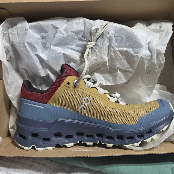 On Running Cloudtrail Shoe — Mustard, Blue, Maroon - Picture 4 of 5